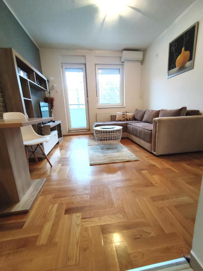 Nota Home Novi Sad Buitenkant foto
