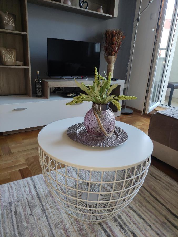 Nota Home Novi Sad Buitenkant foto